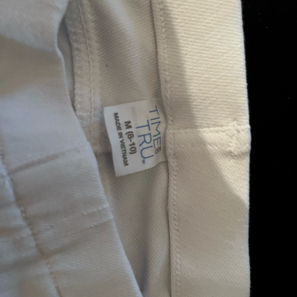 Skinny / Slim white Jeans (M) 8-10